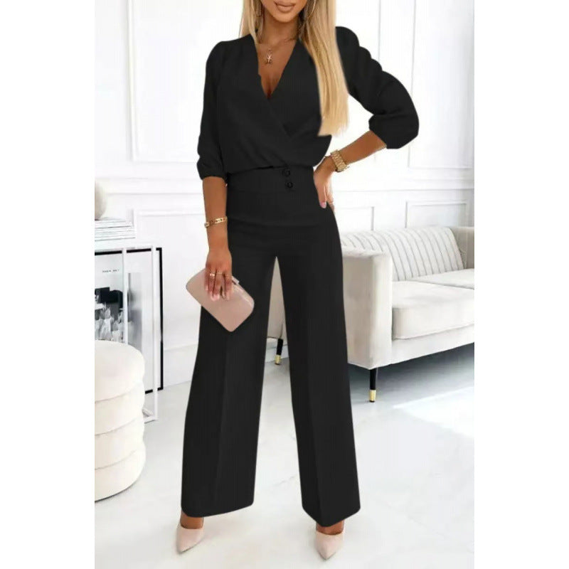 Elegant ladies jumpsuit with wide legs Lune London