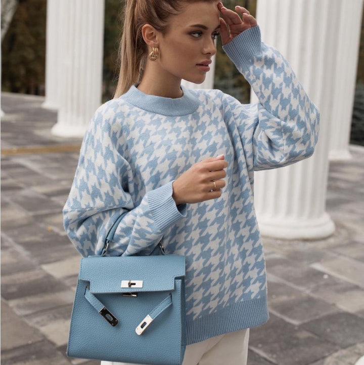 Pull en tricot surdimensionné pour femmes avec un motif pied-de-poule moderne et une coupe décontractée Chic & Stil