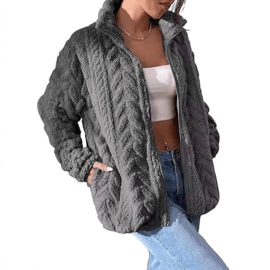 Comfortable fleece jacket for women with oversized fit and high neck Lune London