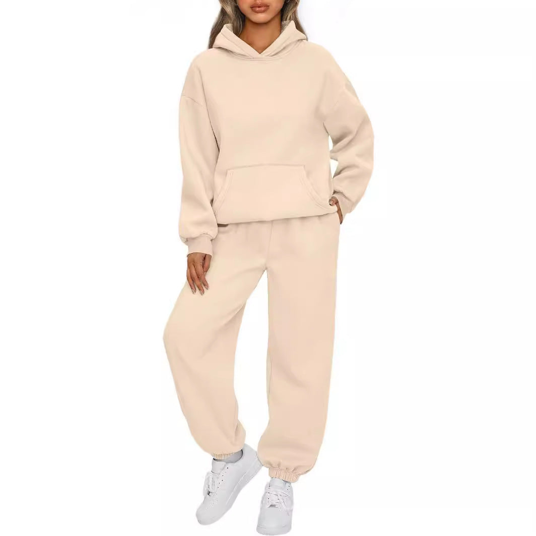 Lune London comfortable women's hoodie and jogger pants set