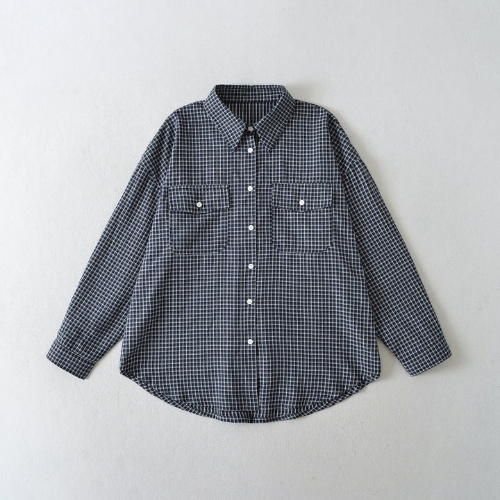 Checkered blouse for women with double breast pockets and classic collar Lune London