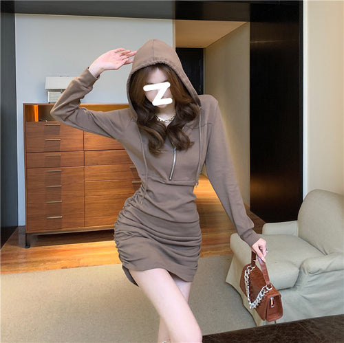 Women's hooded dress with side ruffle detail and fashionable zipper