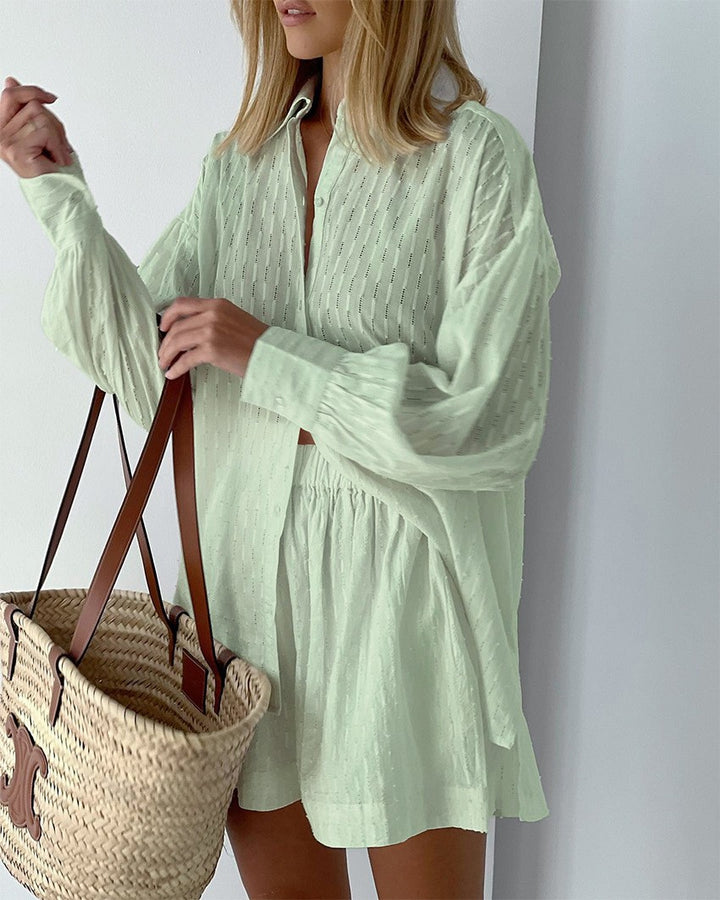 Casual short sleeve blouse set for women with elastic waist and relaxed fit Lune London