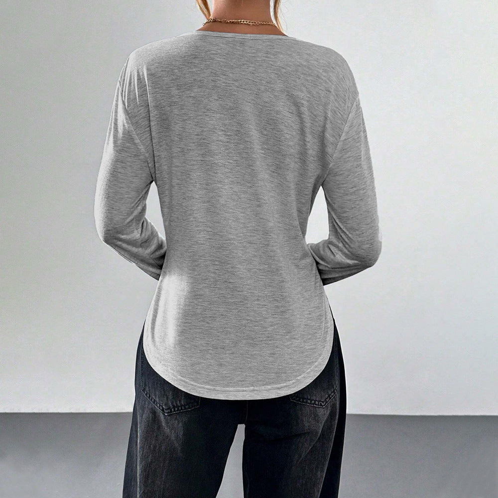 T-shirt à manches longues pour femmes avec subtil V-hals et coupe décontractée Chic & Stil