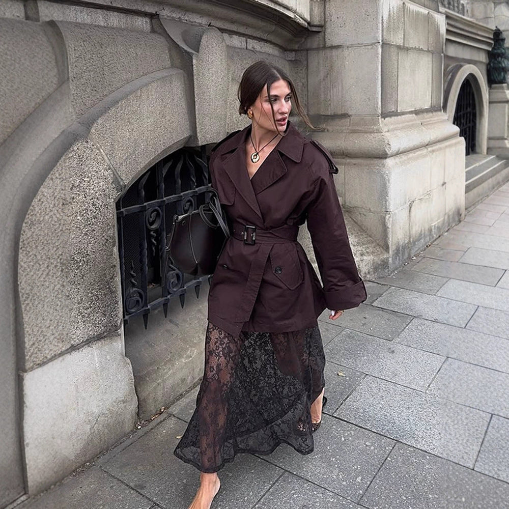 Women's short trench coat with oversized cut, waist belt and prominent shoulder patches Amarae