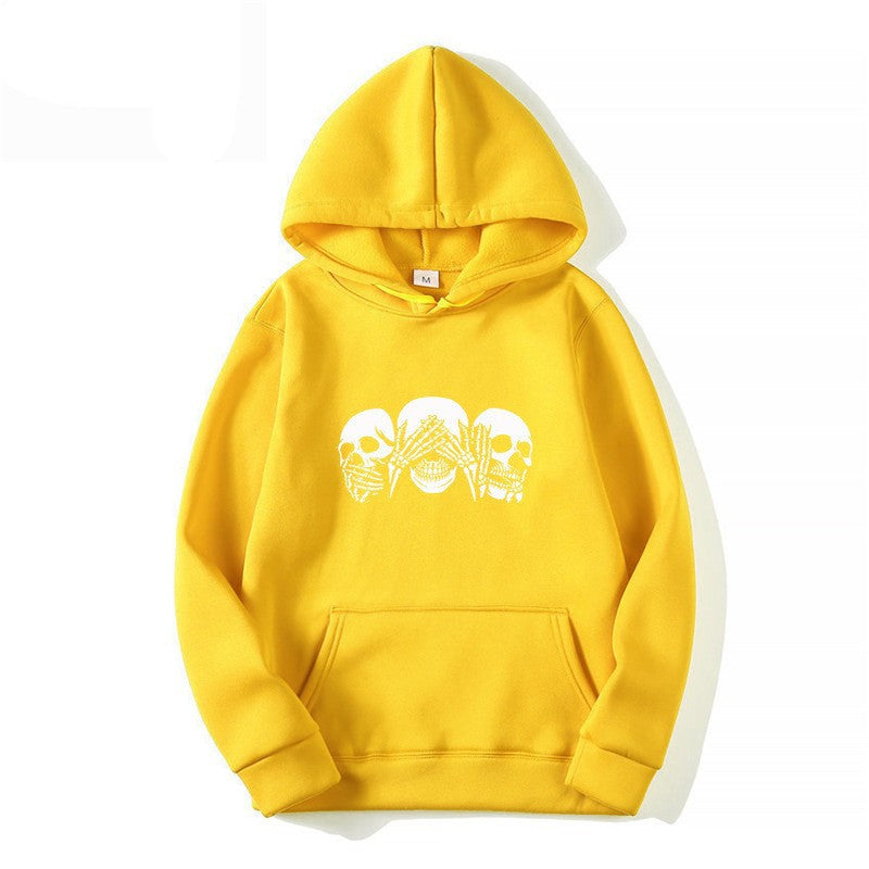 Women's hoodie with artistic skull design Chic & Stil