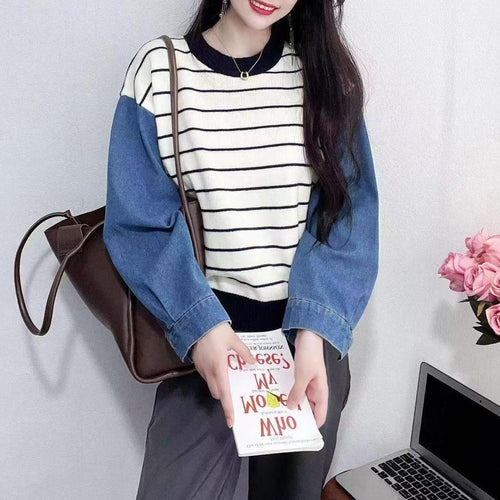 Pull à la mode pour femmes avec manches en denim Chic & Stil