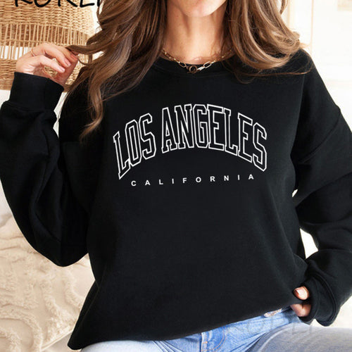 Sweatshirt pour femmes avec lettrage créatif et coupe décontractée Chic & Stil