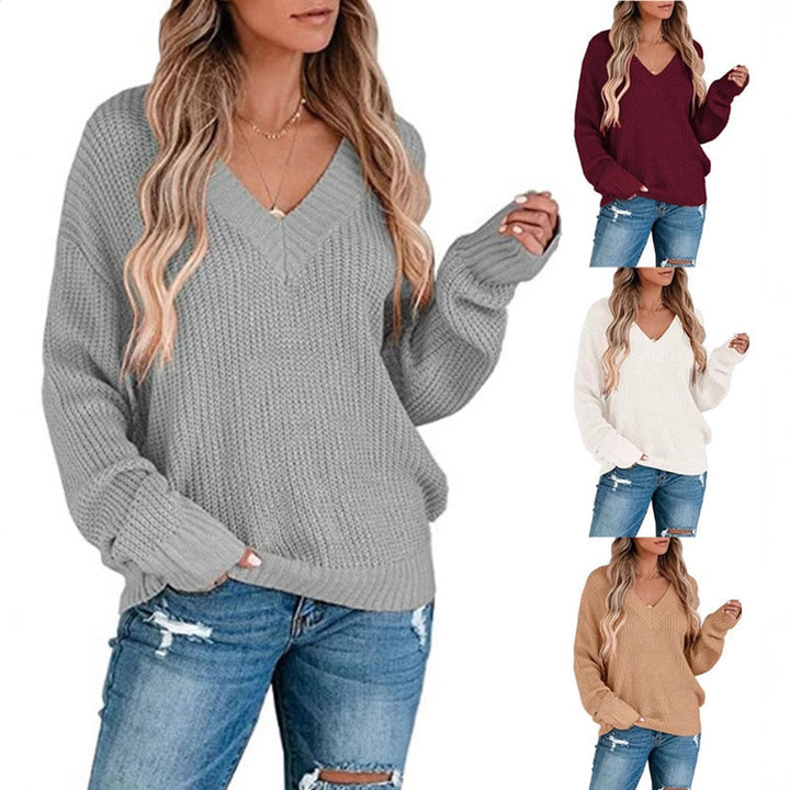 Ladies casual knitted sweater with V neck Lune London