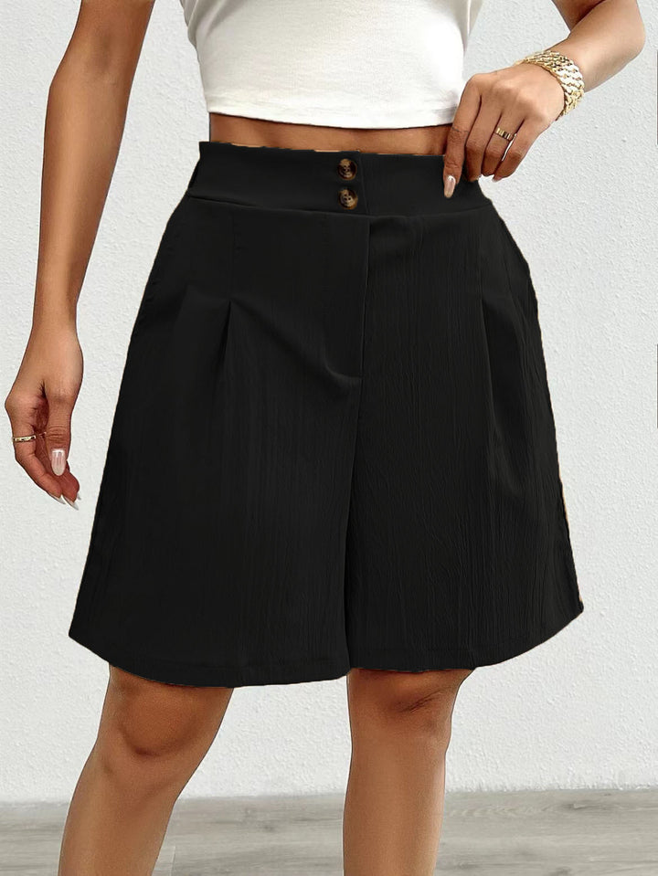 Women's Fashion Shorts with elegant button placket Lune London
