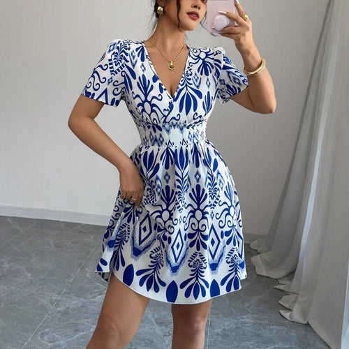 Playful summer dress for women with V-neck Amarae