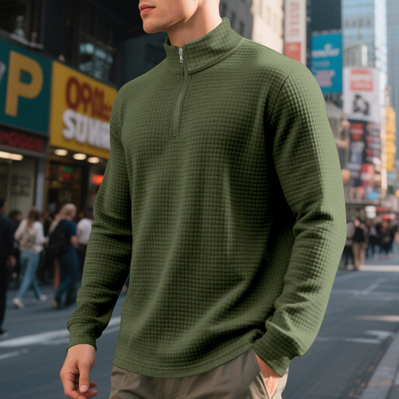 Trendy polar fleece sweater for men with a high collar and zipper Lune London