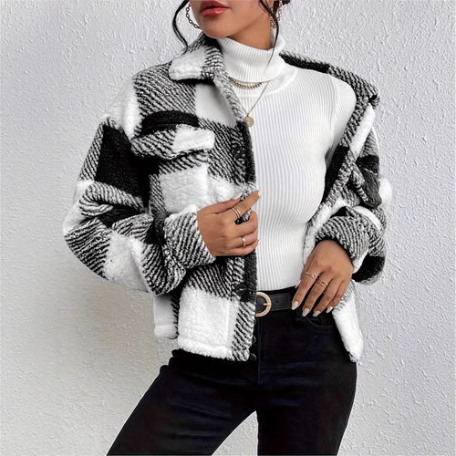 Ladies Cozy Tartan Jacket with Folded Collar Amarae