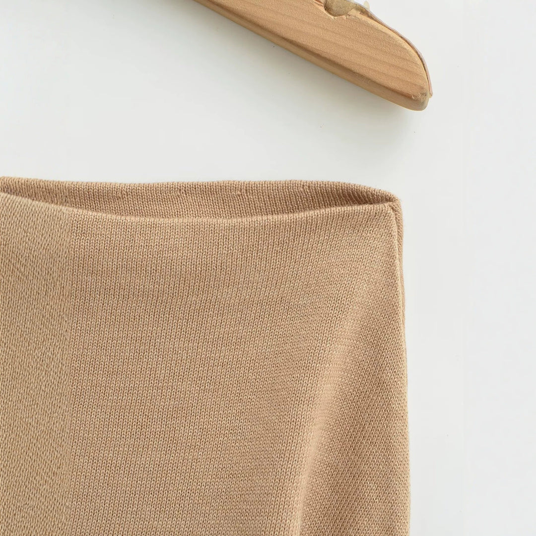 Women's Oversize One-Shoulder Pullover with Batwing Sleeves and Wide Ribbed Cuff Amarae