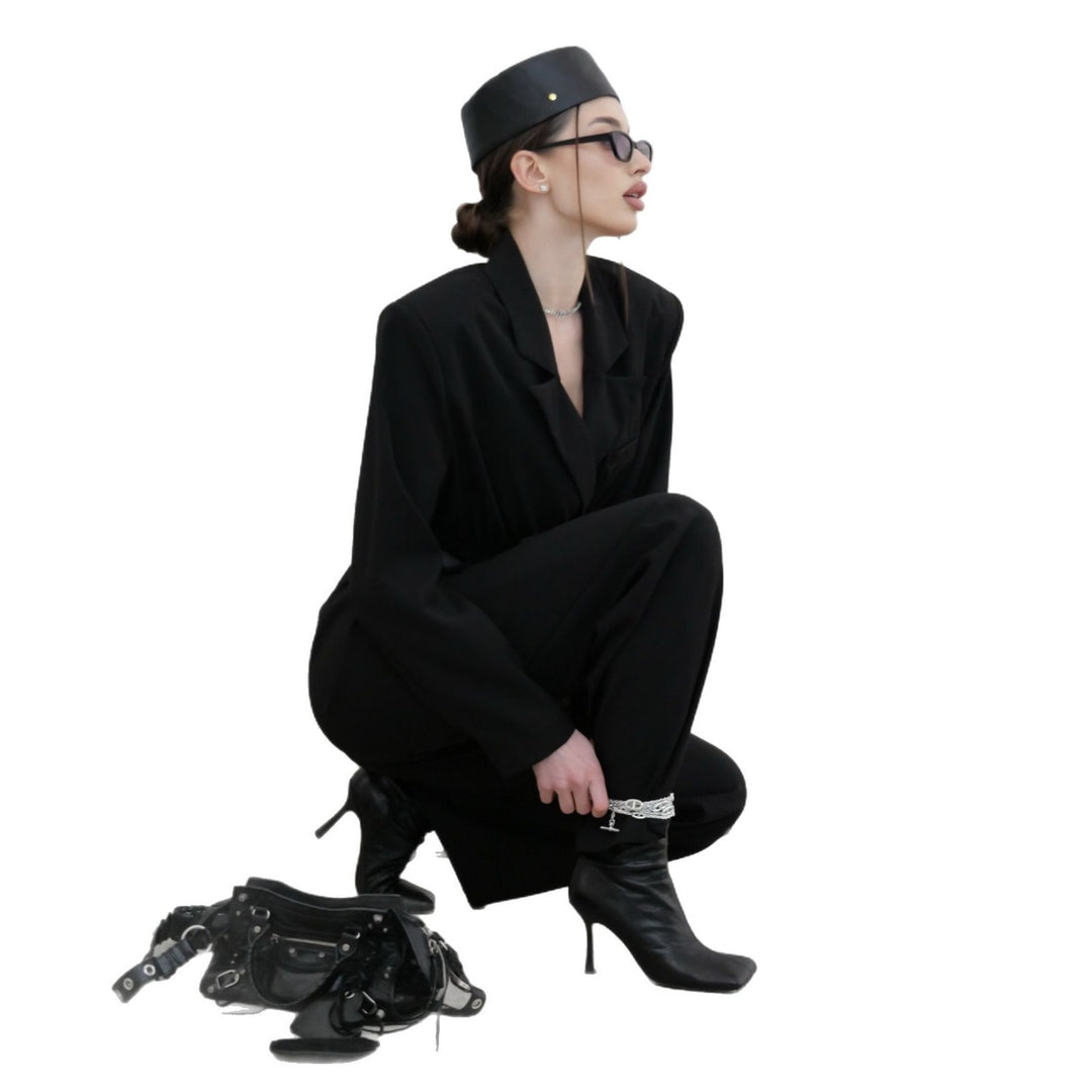 Ladies Elegant Jumpsuit with a fitted cut and trendy details Lune London