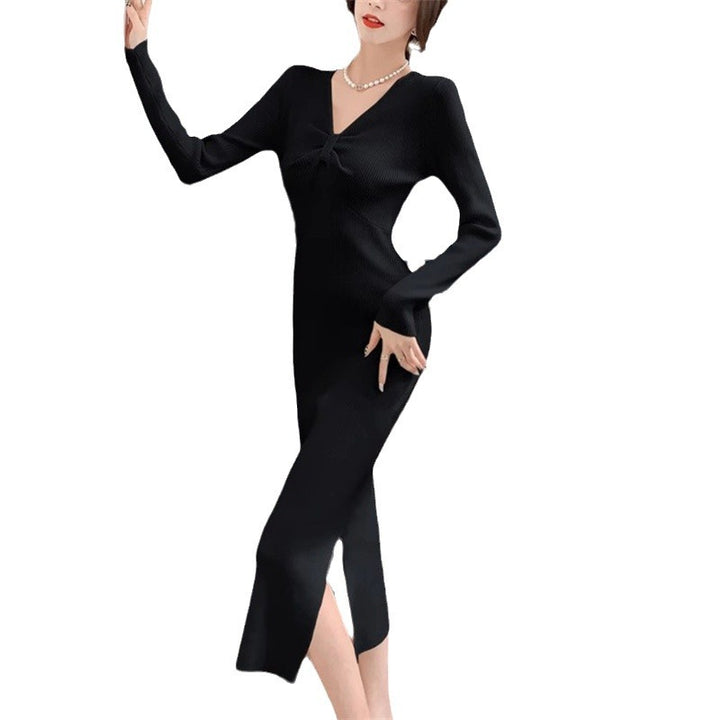 Robe tricotée pour femmes avec un décolleté en V profond et une fente sur le côté Chic & Stil