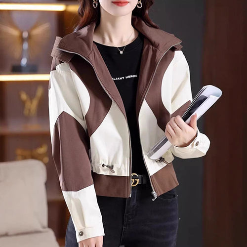 Veste de transition à la mode pour femmes avec capuche et design contrasté Chic & Stil