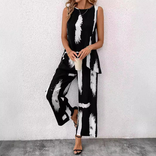 Women’s blouse set with a casual fit and trendy Amarae pattern