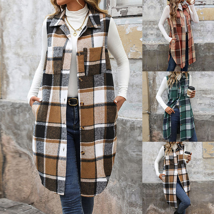 Ladies long sleeve cardigan with checked pattern and practical pockets Lune London