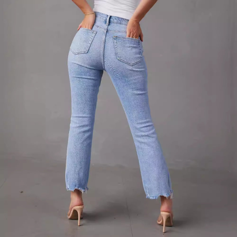Chic & Stil Women's Mom Jeans with Frayed Hem