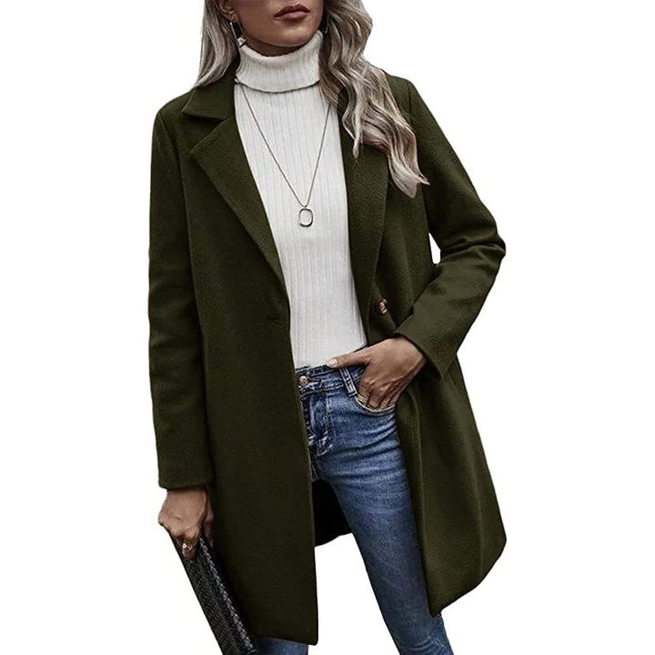 Stylish wool coat for women with chic lapels and style