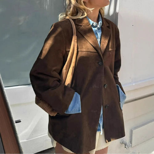 Women Suede Blazer Fashion with Pockets and Elegant Cut Amarae