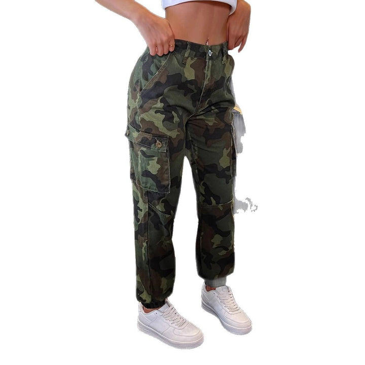Women's cargo pants with camouflage pattern, high waist and elastic cuffs Amarae