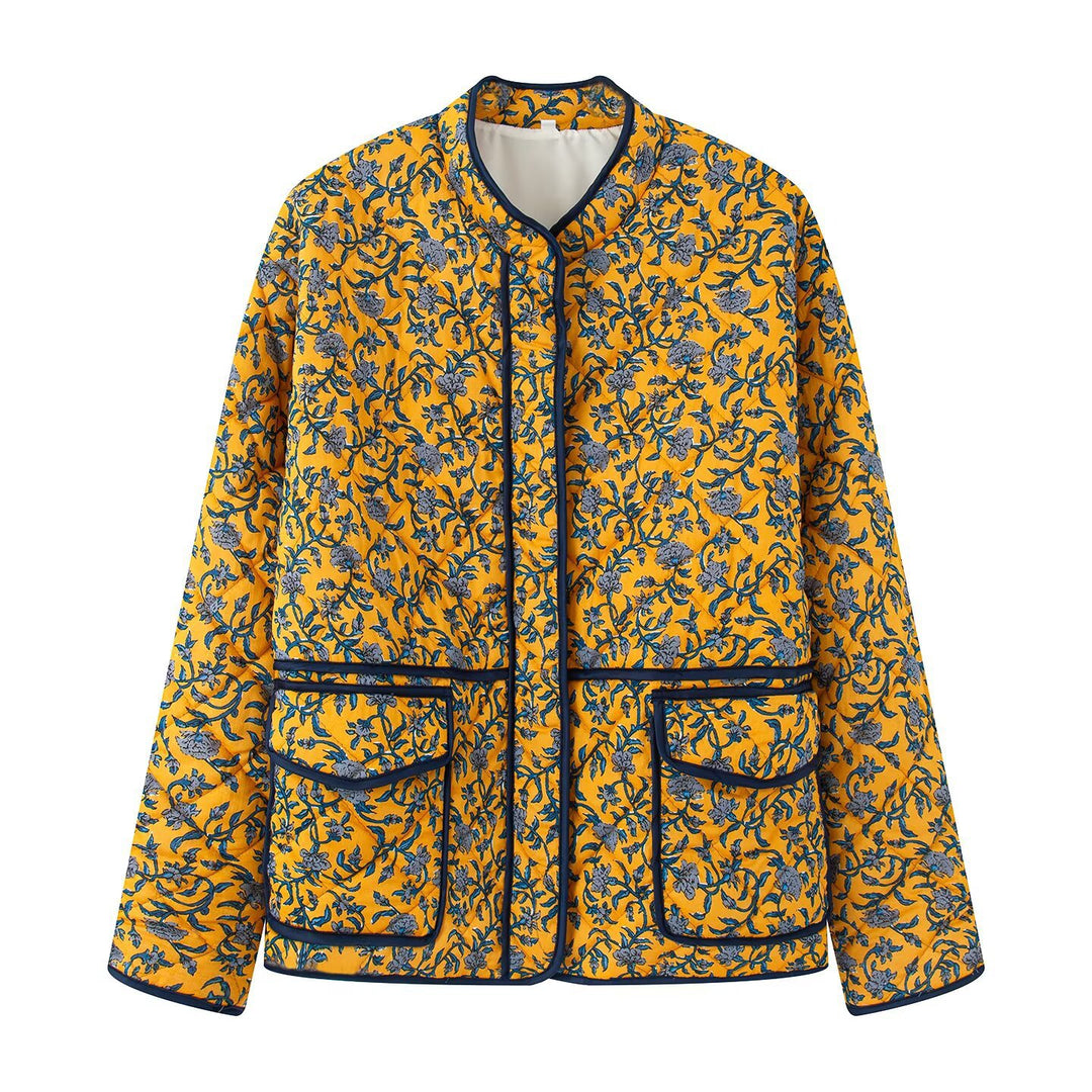 Exceptional women's quilted coat with floral patterns and practical pockets Amarae