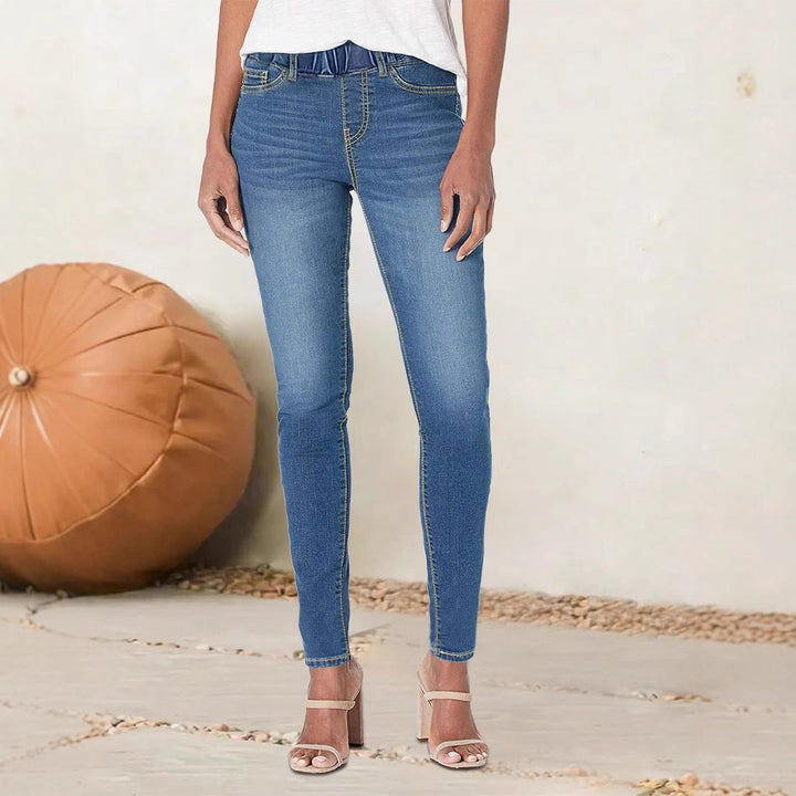 Women high-cut stretch jeggings with elastic comfort waistband and back pockets Amarae