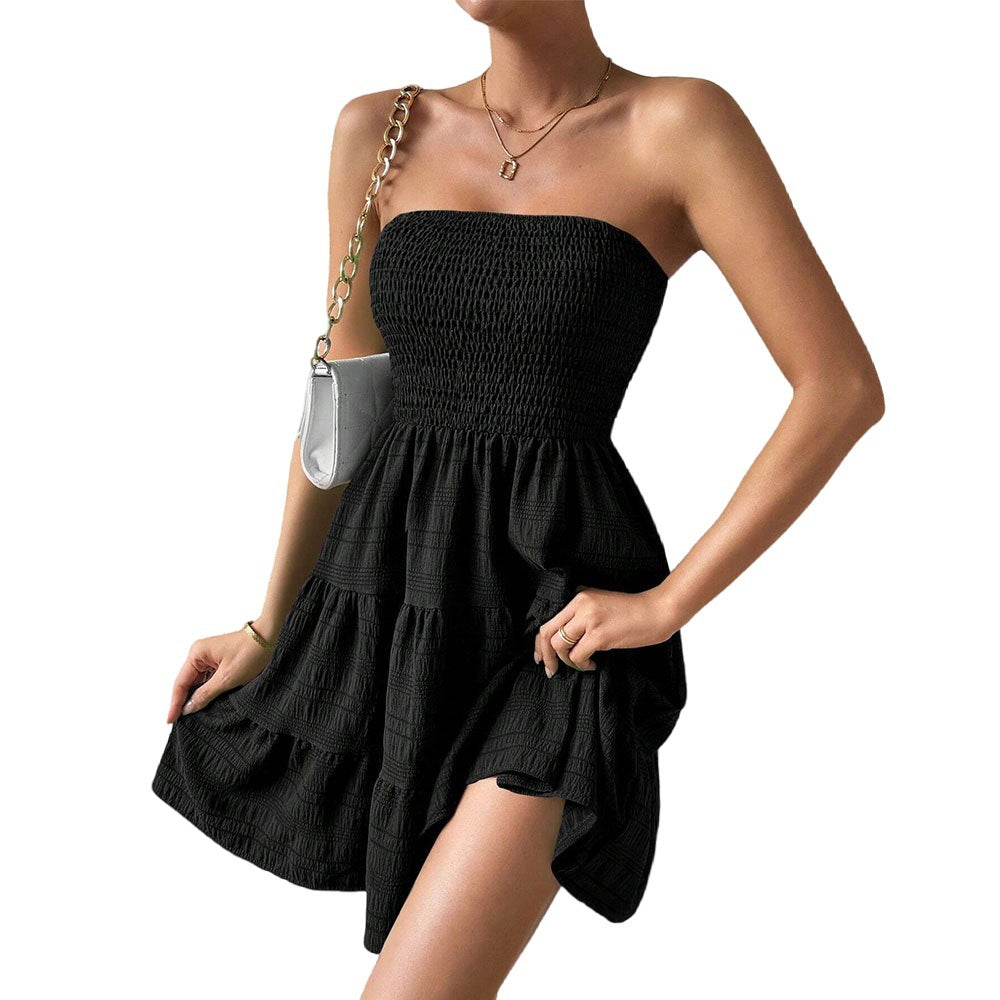 Robe portefeuille pour femmes avec un joli volant et design hors épaule Chic & Stil