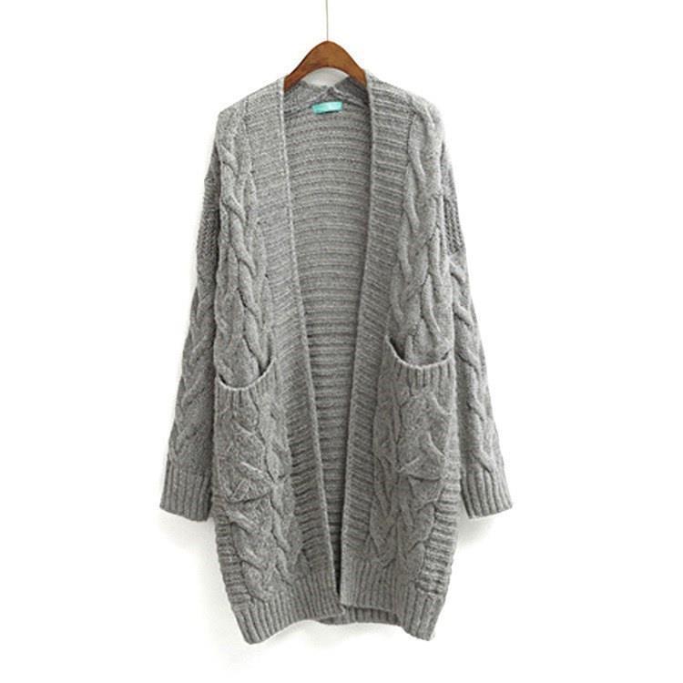Ladies cardigan with thick braid pattern and pockets Lune London