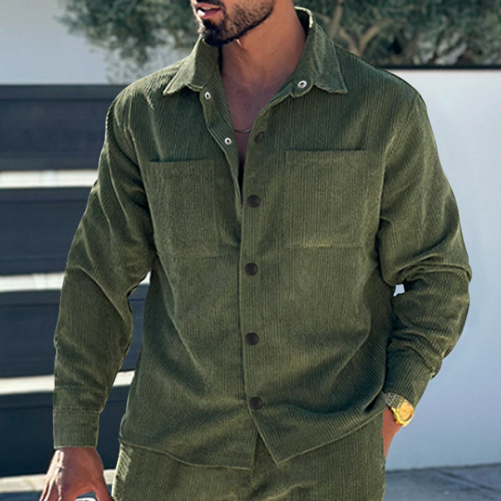 Men's soft flannel shirt with practical chest pockets and modern cut Lune London