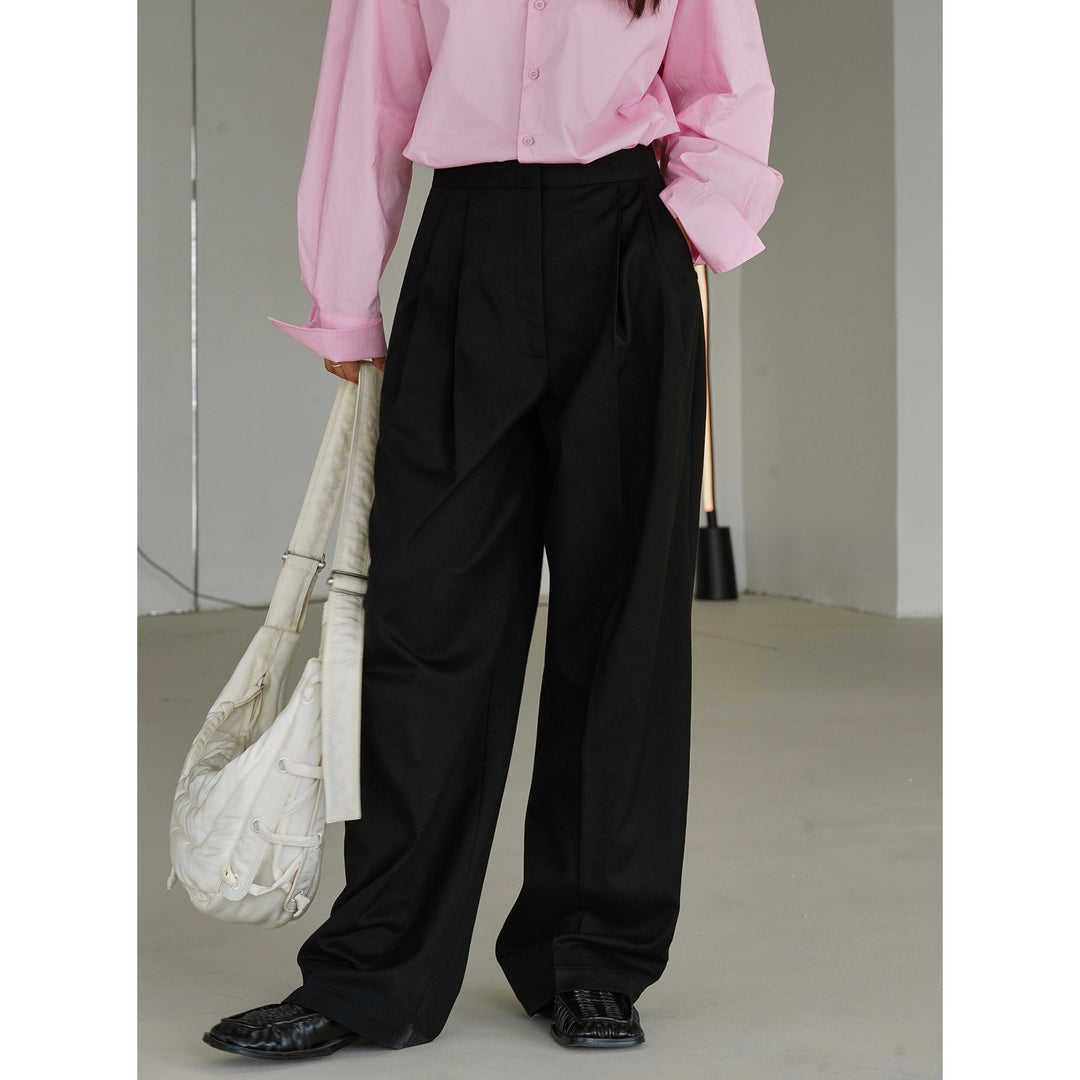 Women Wide High-Waist Tailored Trousers with Concealed Button Placket and Pleats Amarae