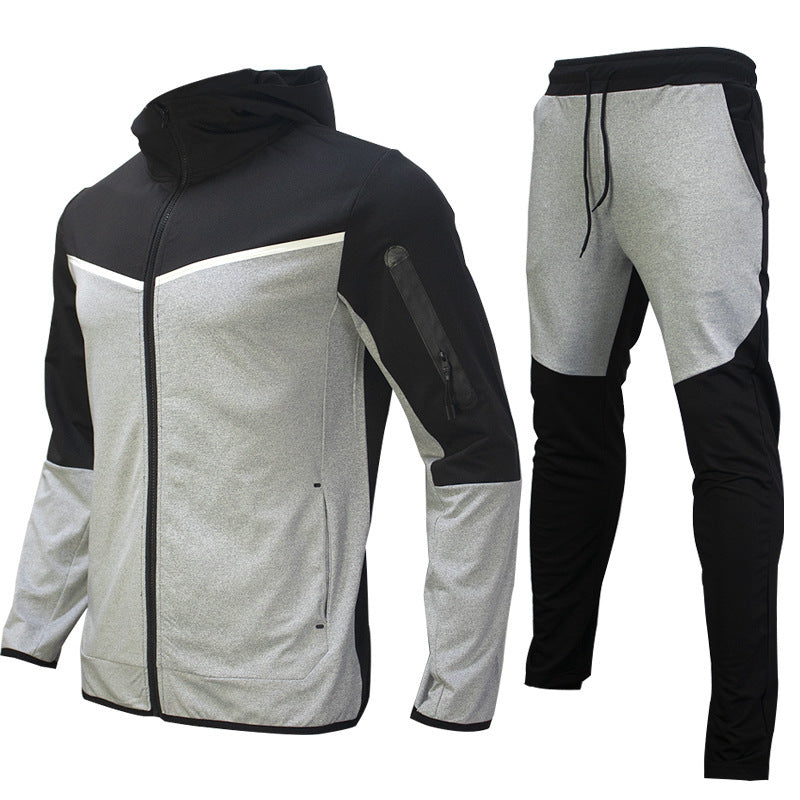 Men's sports tracksuit set with breathable materials and practical zip pockets Lune London