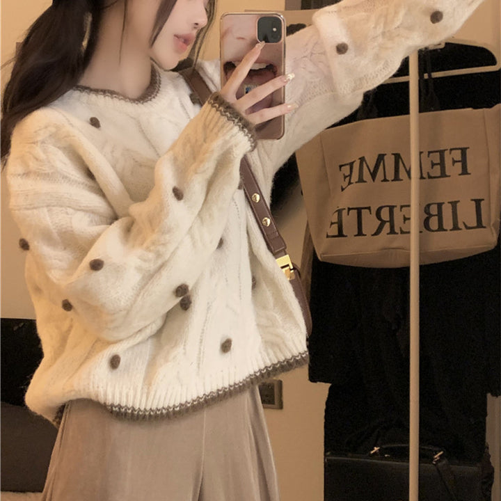 Sweater en tricot épais pour femmes avec détails de perles décoratives Chic & Stil