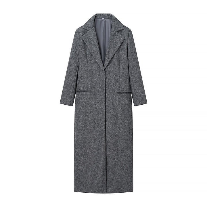 Elegant winter coat for women with high collar and practical pockets Amarae