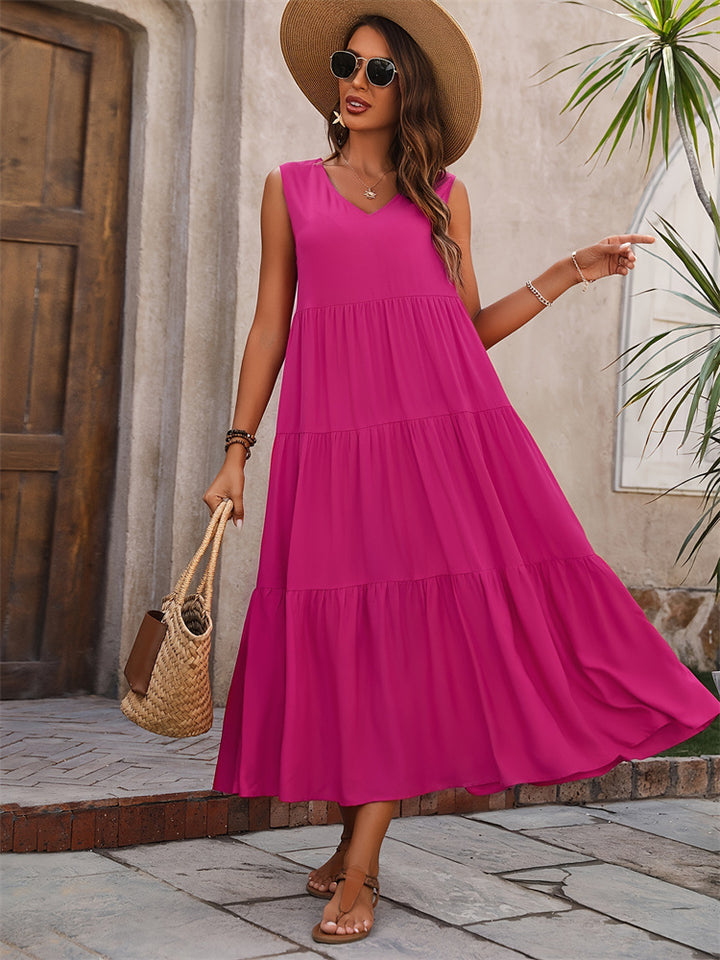 Ladies Elegant Summer Maxi Dress with Voluminous Skirt and V-Neck Lune London