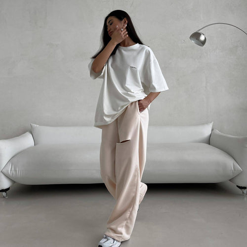 Oversized casual t-shirt for ladies and loose-fitting leisure pants with zipper Amarae