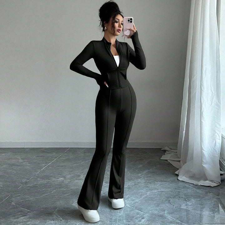 Veste de sport pour femmes avec fermeture éclair et jambes évasées Chic & Stil
