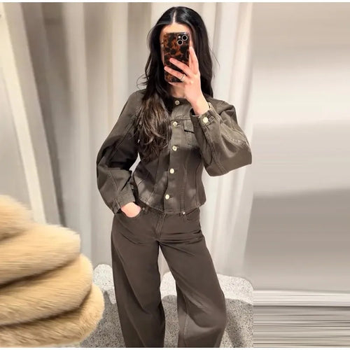 Veste en denim élégante pour femme avec manches bouffantes et détails en boutons Chic & Stil