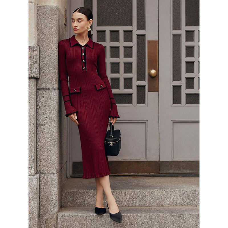 Sheath dress for women with a fine ribbed pattern and decorative button details Lune London