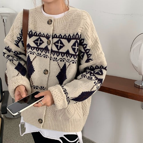 Women's chunky knit cardigan with decorative Norwegian pattern Lune London