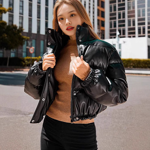Women's quilted short winter down jacket with practical cuffs Amarae