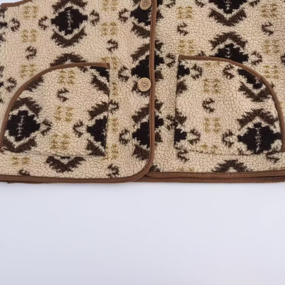 Women's patterned teddy vest in bouclé look with patch pockets Amarae