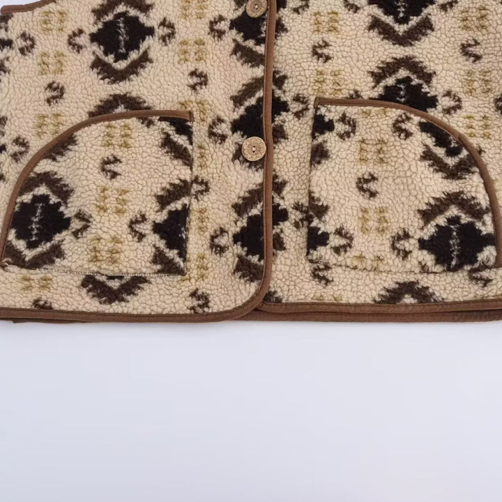 Women's patterned teddy vest in bouclé look with patch pockets Amarae