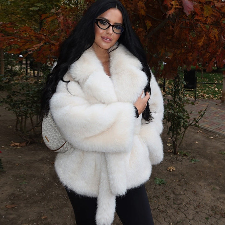 Ladies Fur Coat with Oversized Cut and Soft Lining Lune London