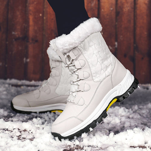 Women's winter boots with cozy lining and non-slip sole Amarae 1759510352