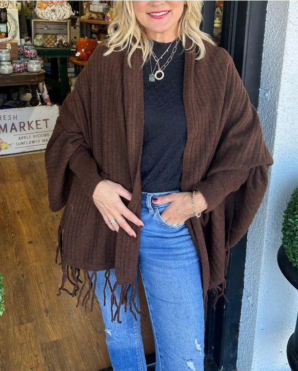 Ladies versatile poncho with fringes Lune London