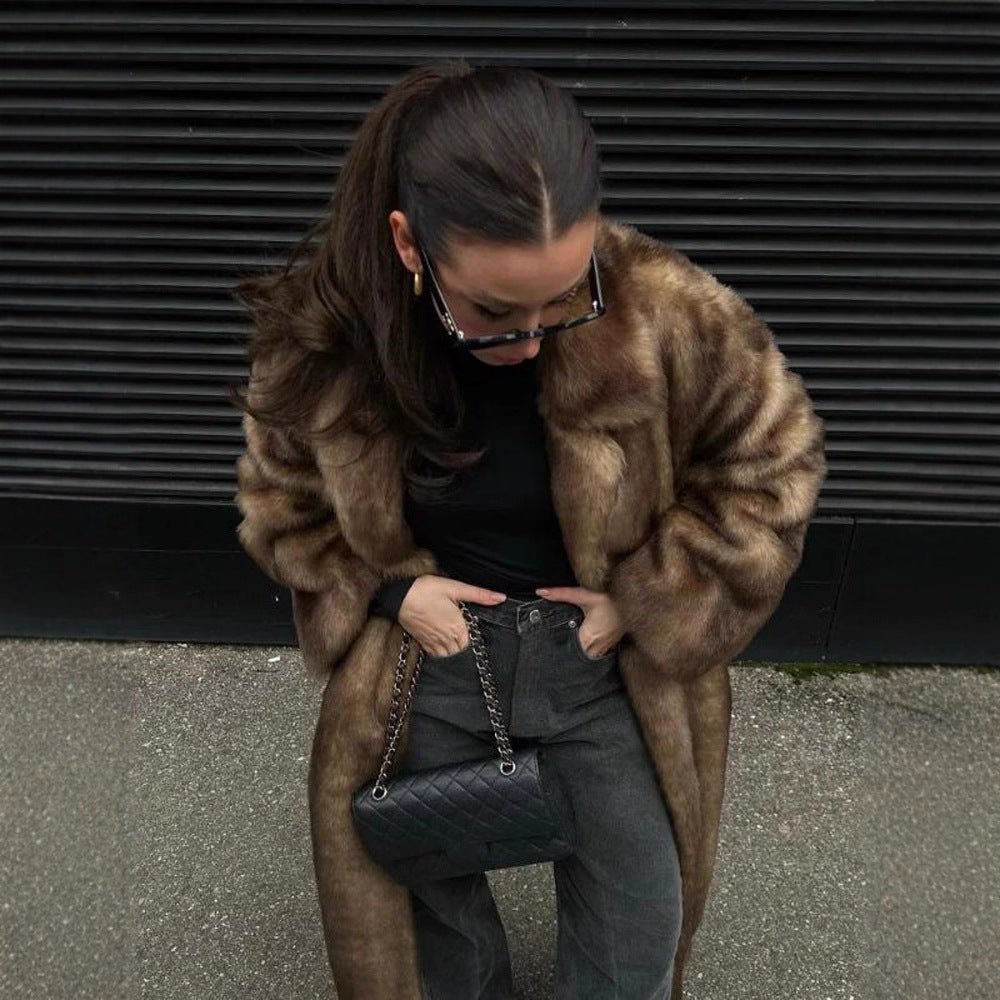 Women’s Luxury Faux Fur Coat with Elegant Fit & Warm Lining | Lune London