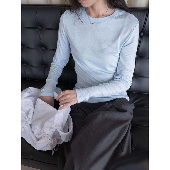 Women's figure-hugging long-sleeve shirt with round neckline made of fine cotton jersey Amarae